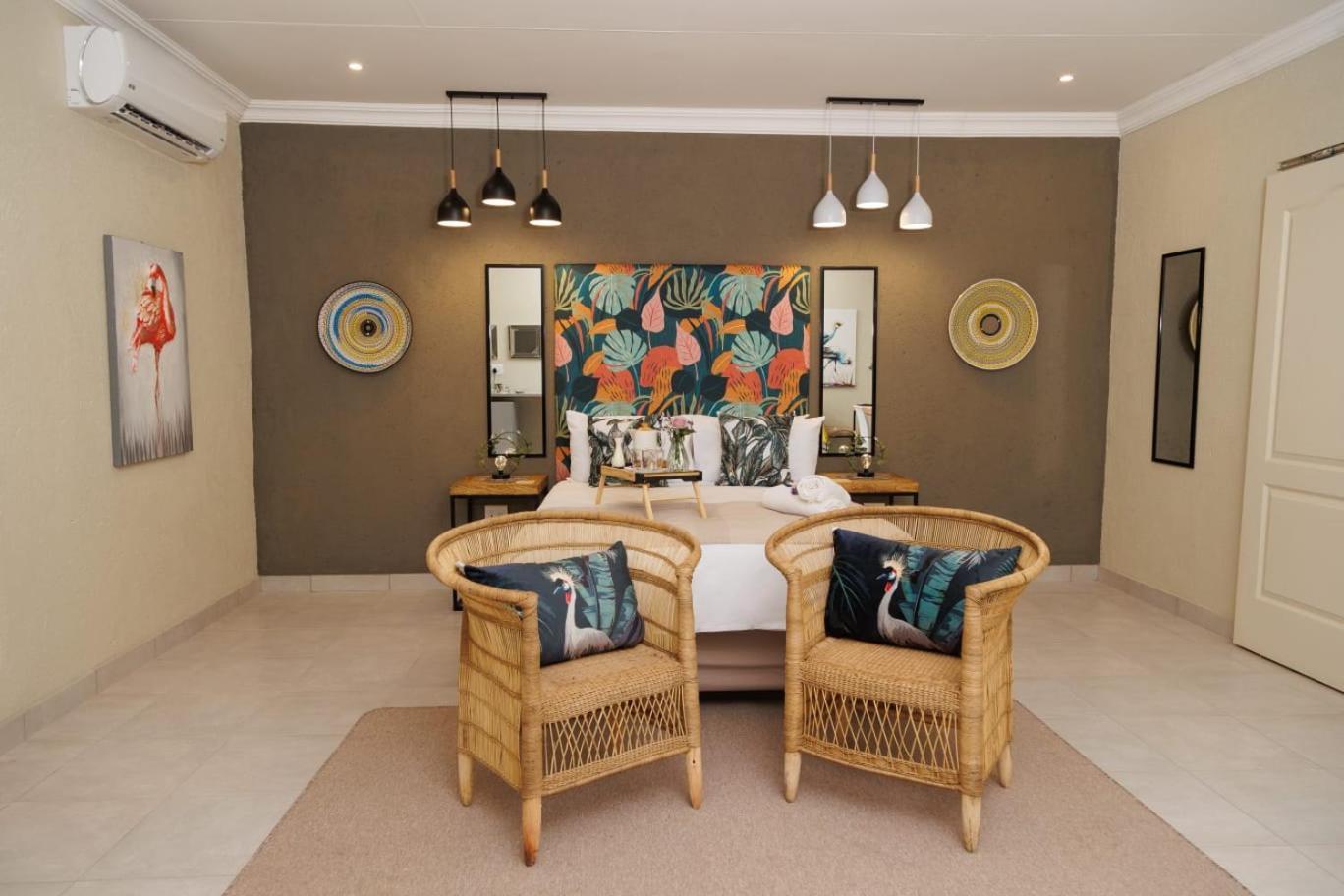 Lions View Accommodation Mbombela ภายนอก รูปภาพ